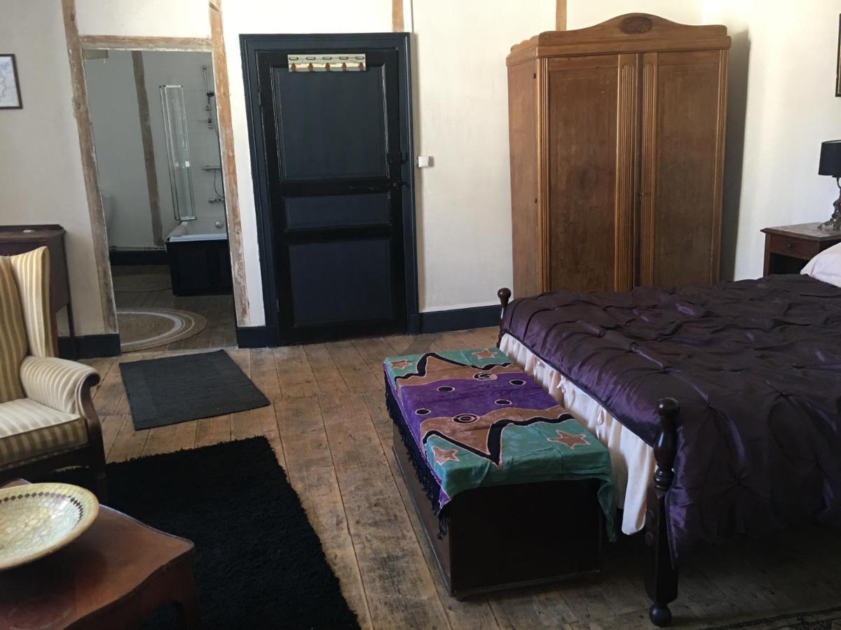 Chambre Sdb Privee Townhouse 26 Chambres D'Hotes Civray Civray  Zewnętrze zdjęcie