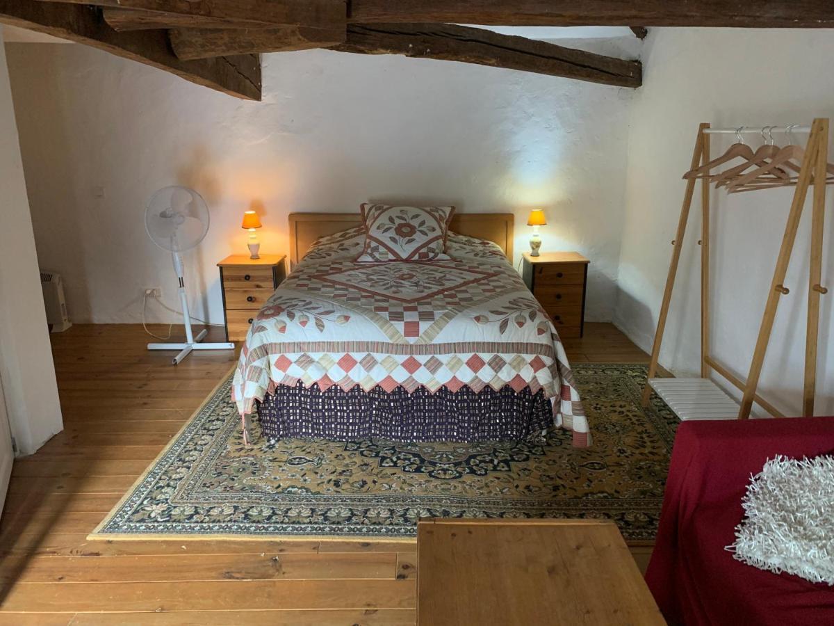 Chambre Sdb Privee Townhouse 26 Chambres D'Hotes Civray Civray  Zewnętrze zdjęcie